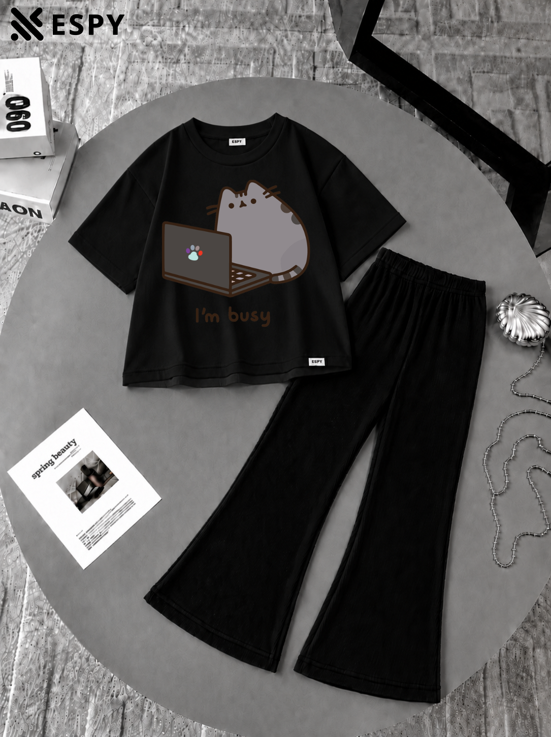 Women’s Trendy Tracksuit Set – Stylish Casual Co-Ord Outfit