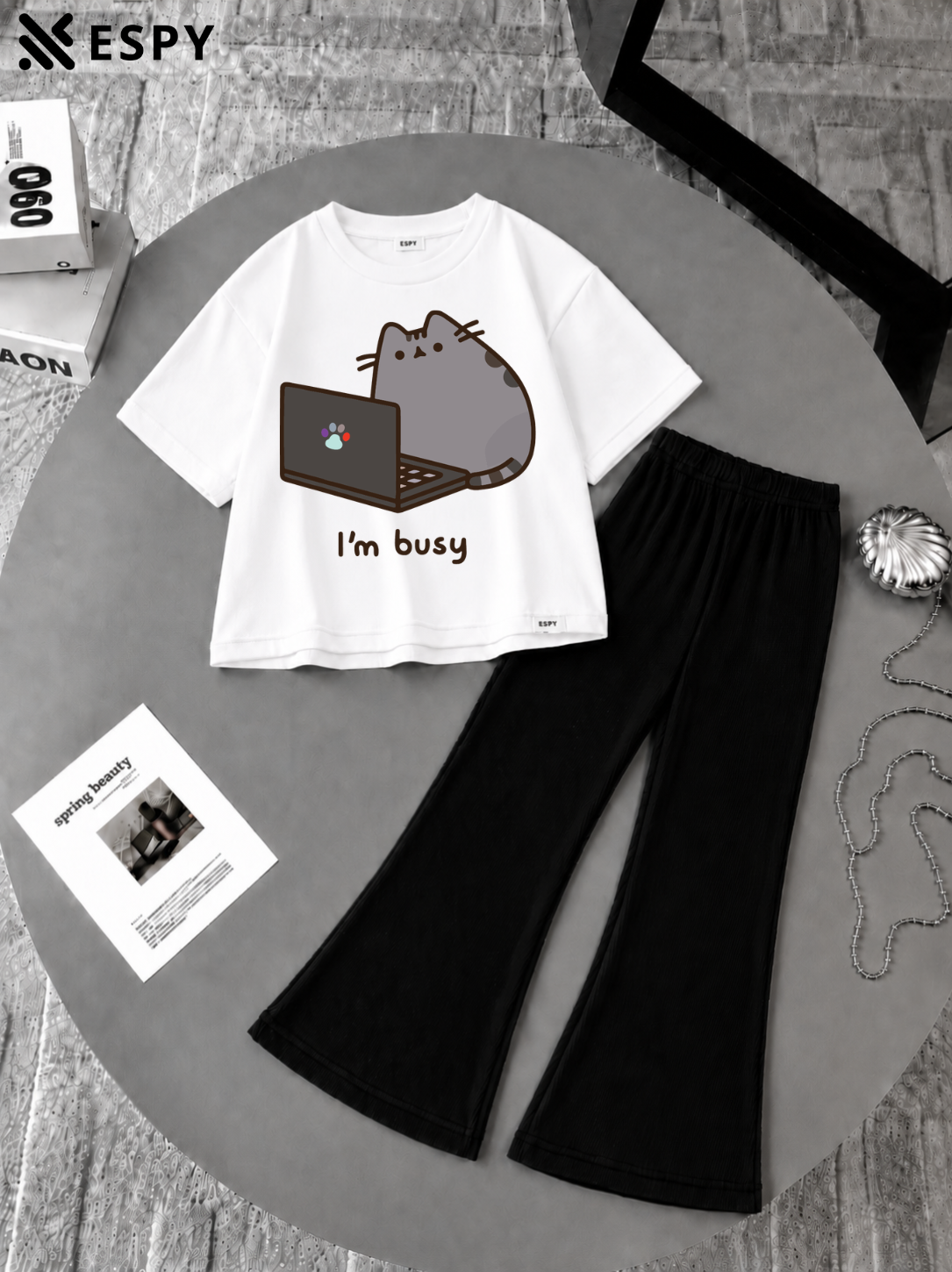 Women’s Trendy Tracksuit Set – Stylish Casual Co-Ord Outfit
